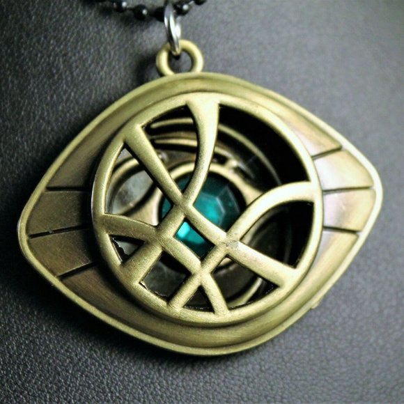 Marvel Dr. Strange Eye of Agamotto Necklace - Picture 6 of 6